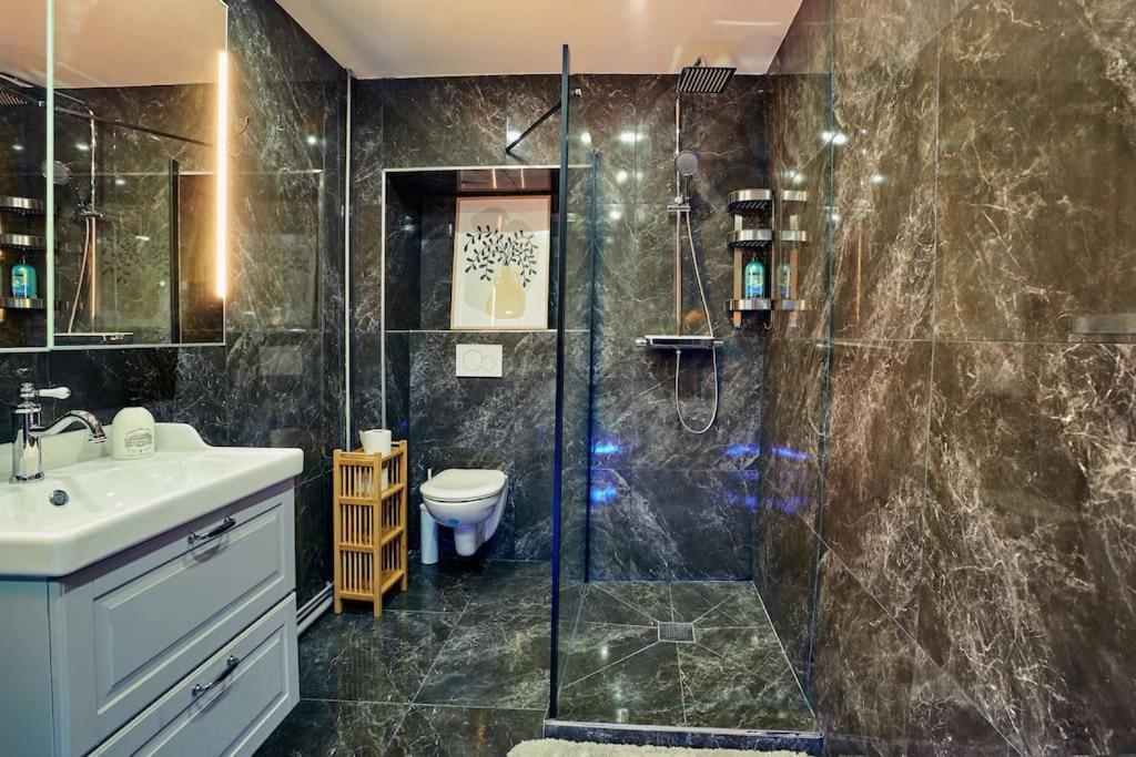 Versailles Jacuzzi - Sauna - Rdc 2 Esterno foto